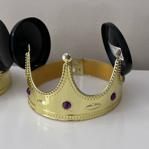 Disney on Ice Mickey Crowns (set of 2) - Picture 15 of 17